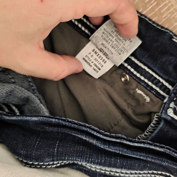 Daytrip LEO Bootcut Jeans – Size 27 – Contrast Stitching + Bling - Picture 9 of 9